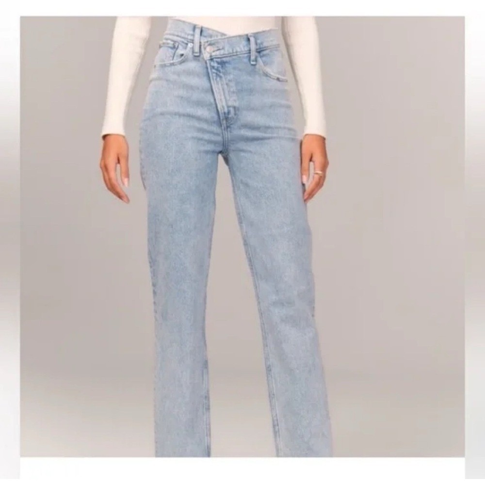 Abercrombie & Fitch 90s Straight Ultra‎ High Rise Criss Cross Jeans 25 Long Tall